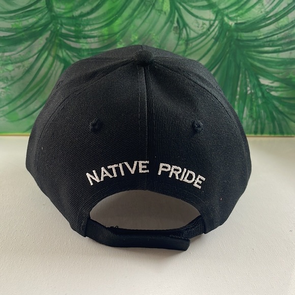 BLACK AND TAN CAP 🧢 WOLF LOGO - Picture 3 of 4